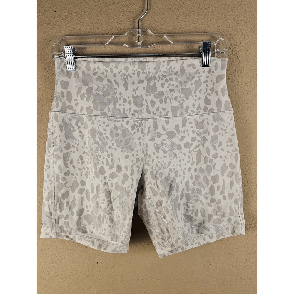 Lululemon Womens Cheetah Camo Antique White Align High Rise Shorts 10